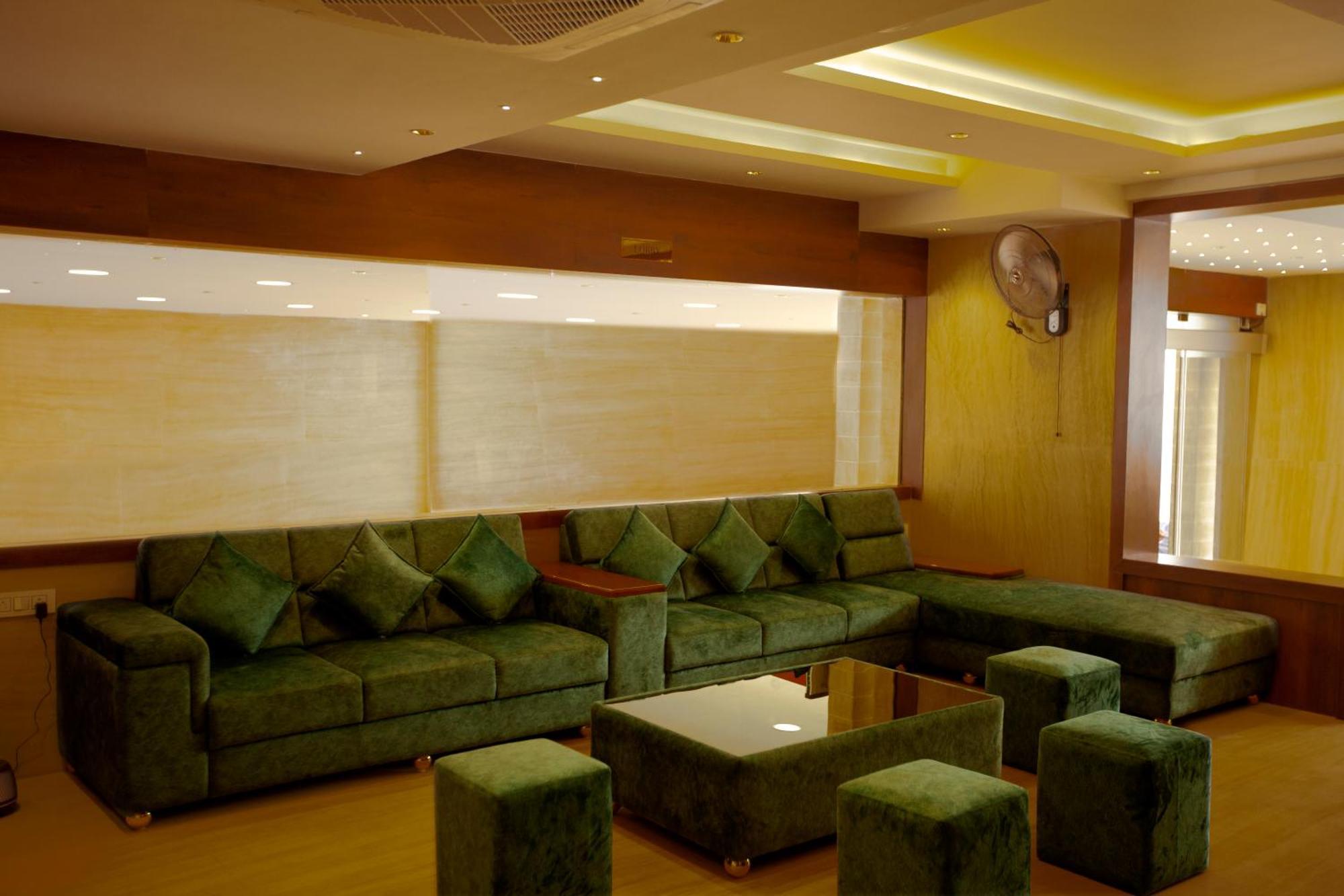 Golden Fortune Inn Hotel Bangalore Exterior foto